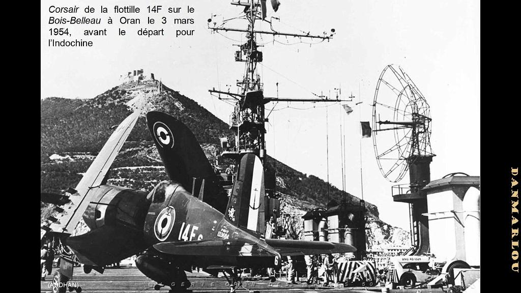 PORTE-AVION BOIS-BELLEAU A ORAN - 1954.jpg